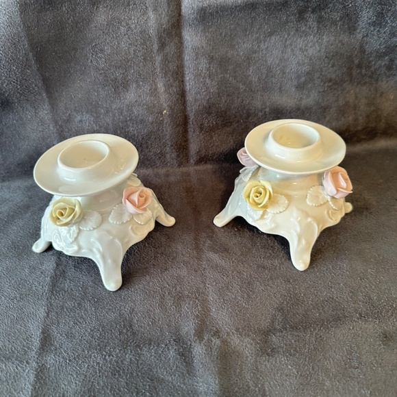 A pair of porcelain candle stick holders, AK, Kaiser, west Germany - Picture 5 of 5